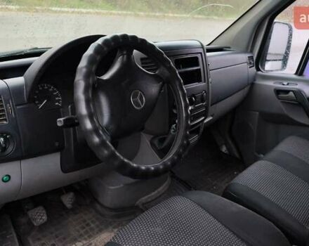 Белый Мерседес Sprinter, объемом двигателя 0 л и пробегом 540 тыс. км за 10600 $, фото 8 на Automoto.ua
