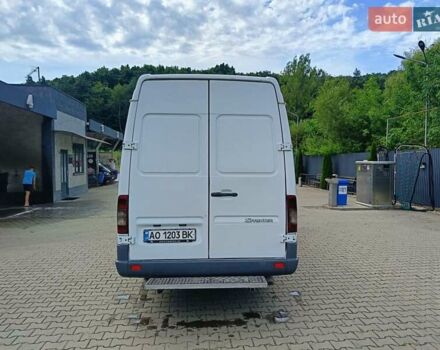Белый Мерседес Sprinter, объемом двигателя 2.7 л и пробегом 623 тыс. км за 10700 $, фото 6 на Automoto.ua