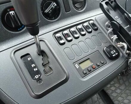 Білий Мерседес Sprinter, об'ємом двигуна 0 л та пробігом 182 тис. км за 15800 $, фото 47 на Automoto.ua