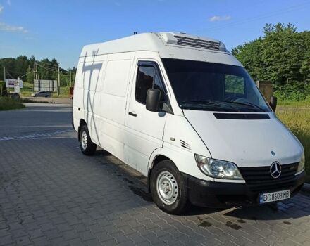 Белый Мерседес Sprinter, объемом двигателя 2.2 л и пробегом 220 тыс. км за 5200 $, фото 5 на Automoto.ua