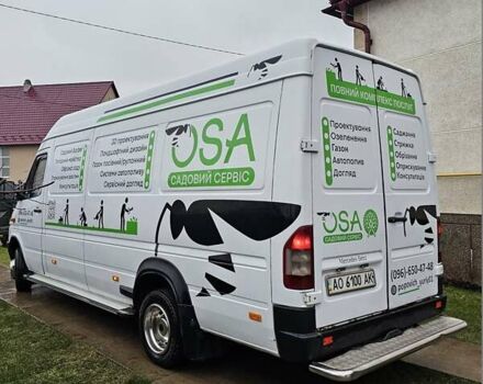 Белый Мерседес Sprinter, объемом двигателя 2.1 л и пробегом 400 тыс. км за 14000 $, фото 2 на Automoto.ua