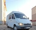 Белый Мерседес Sprinter, объемом двигателя 2.15 л и пробегом 643 тыс. км за 6500 $, фото 3 на Automoto.ua
