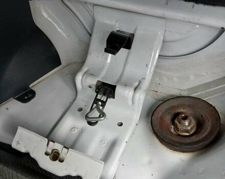 Білий Мерседес Sprinter, об'ємом двигуна 2.69 л та пробігом 292 тис. км за 19500 $, фото 33 на Automoto.ua