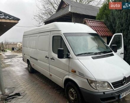 Білий Мерседес Sprinter, об'ємом двигуна 2.7 л та пробігом 640 тис. км за 10500 $, фото 3 на Automoto.ua