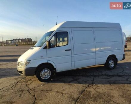 Белый Мерседес Sprinter, объемом двигателя 0 л и пробегом 260 тыс. км за 15500 $, фото 2 на Automoto.ua