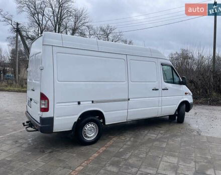 Белый Мерседес Sprinter, объемом двигателя 2.7 л и пробегом 890 тыс. км за 9999 $, фото 3 на Automoto.ua