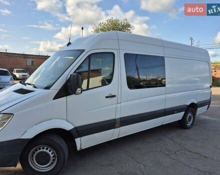Белый Мерседес Sprinter, объемом двигателя 2.1 л и пробегом 580 тыс. км за 9900 $, фото 3 на Automoto.ua