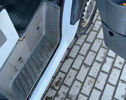 Белый Мерседес Sprinter, объемом двигателя 2.1 л и пробегом 620 тыс. км за 9800 $, фото 14 на Automoto.ua