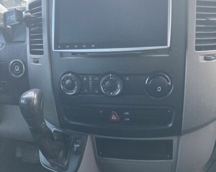 Белый Мерседес Sprinter, объемом двигателя 3 л и пробегом 754 тыс. км за 13000 $, фото 5 на Automoto.ua