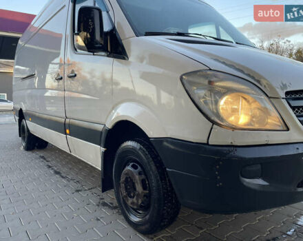 Белый Мерседес Sprinter, объемом двигателя 2.15 л и пробегом 222 тыс. км за 11999 $, фото 14 на Automoto.ua