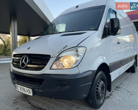 Белый Мерседес Sprinter, объемом двигателя 2.15 л и пробегом 222 тыс. км за 11999 $, фото 12 на Automoto.ua