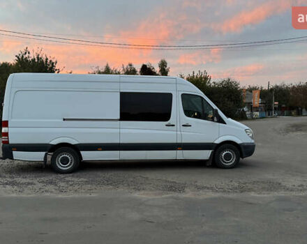 Белый Мерседес Sprinter, объемом двигателя 2.15 л и пробегом 480 тыс. км за 12200 $, фото 2 на Automoto.ua