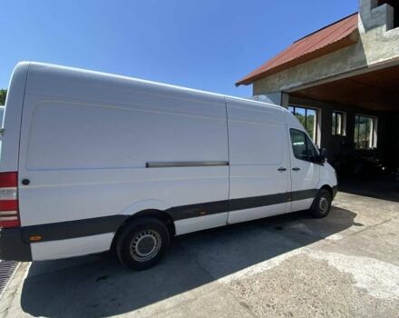 Белый Мерседес Sprinter, объемом двигателя 3 л и пробегом 560 тыс. км за 10885 $, фото 1 на Automoto.ua