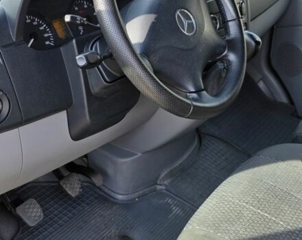 Белый Мерседес Sprinter, объемом двигателя 2.1 л и пробегом 444 тыс. км за 10500 $, фото 4 на Automoto.ua