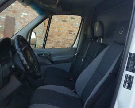 Белый Мерседес Sprinter, объемом двигателя 2.1 л и пробегом 515 тыс. км за 6500 $, фото 6 на Automoto.ua