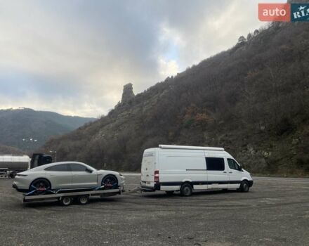Белый Мерседес Sprinter, объемом двигателя 2.99 л и пробегом 470 тыс. км за 16500 $, фото 2 на Automoto.ua