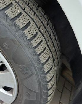 Белый Мерседес Sprinter, объемом двигателя 2.1 л и пробегом 444 тыс. км за 10500 $, фото 16 на Automoto.ua