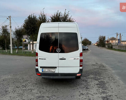 Белый Мерседес Sprinter, объемом двигателя 2.15 л и пробегом 480 тыс. км за 12200 $, фото 8 на Automoto.ua