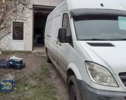 Білий Мерседес Sprinter, об'ємом двигуна 2.1 л та пробігом 330 тис. км за 10000 $, фото 3 на Automoto.ua