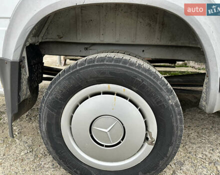 Белый Мерседес Sprinter, объемом двигателя 2.69 л и пробегом 316 тыс. км за 19700 $, фото 16 на Automoto.ua