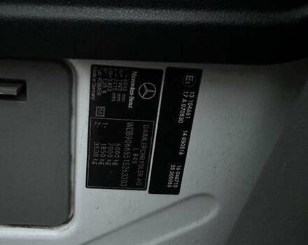 Белый Мерседес Sprinter, объемом двигателя 2.99 л и пробегом 317 тыс. км за 15400 $, фото 19 на Automoto.ua