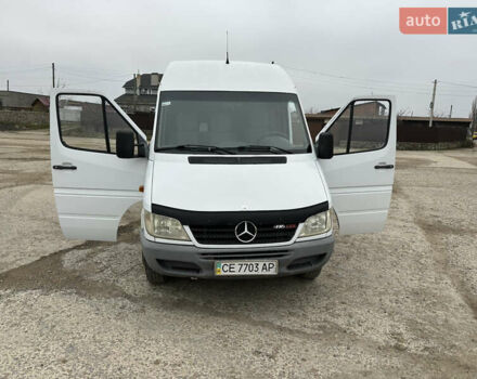 Белый Мерседес Sprinter, объемом двигателя 2.69 л и пробегом 316 тыс. км за 19700 $, фото 15 на Automoto.ua