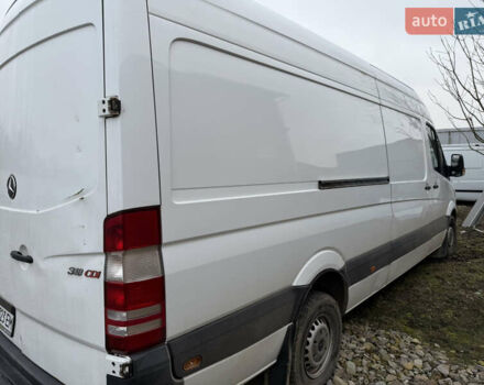 Білий Мерседес Sprinter, об'ємом двигуна 3 л та пробігом 546 тис. км за 12500 $, фото 4 на Automoto.ua