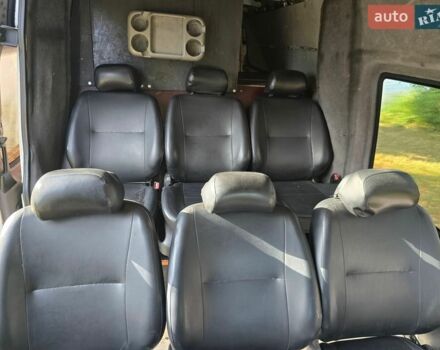 Белый Мерседес Sprinter, объемом двигателя 2.15 л и пробегом 503 тыс. км за 10999 $, фото 8 на Automoto.ua