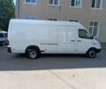 Белый Мерседес Sprinter, объемом двигателя 2.7 л и пробегом 321 тыс. км за 13900 $, фото 3 на Automoto.ua