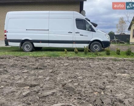 Белый Мерседес Sprinter, объемом двигателя 2.14 л и пробегом 470 тыс. км за 11800 $, фото 2 на Automoto.ua