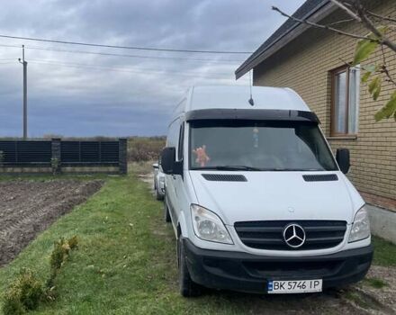 Белый Мерседес Sprinter, объемом двигателя 2.14 л и пробегом 470 тыс. км за 11800 $, фото 5 на Automoto.ua