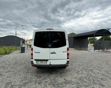 Белый Мерседес Sprinter, объемом двигателя 2.1 л и пробегом 625 тыс. км за 8900 $, фото 6 на Automoto.ua