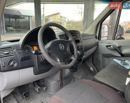 Белый Мерседес Sprinter, объемом двигателя 2.15 л и пробегом 582 тыс. км за 9300 $, фото 25 на Automoto.ua