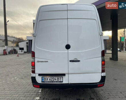Белый Мерседес Sprinter, объемом двигателя 2.15 л и пробегом 582 тыс. км за 9300 $, фото 6 на Automoto.ua