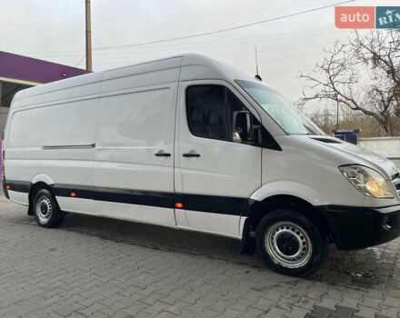 Белый Мерседес Sprinter, объемом двигателя 2.15 л и пробегом 582 тыс. км за 9300 $, фото 1 на Automoto.ua