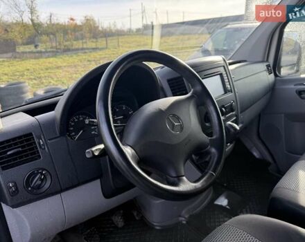 Білий Мерседес Sprinter, об'ємом двигуна 2.14 л та пробігом 280 тис. км за 15500 $, фото 11 на Automoto.ua