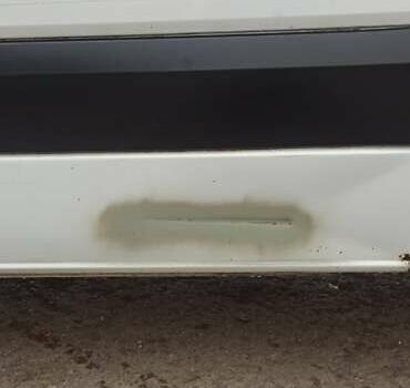 Белый Мерседес Sprinter, объемом двигателя 2.14 л и пробегом 216 тыс. км за 9300 $, фото 3 на Automoto.ua