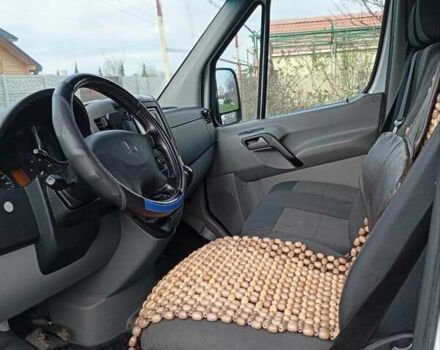 Белый Мерседес Sprinter, объемом двигателя 2.14 л и пробегом 310 тыс. км за 10700 $, фото 1 на Automoto.ua