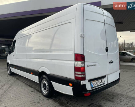 Белый Мерседес Sprinter, объемом двигателя 2.15 л и пробегом 582 тыс. км за 9300 $, фото 5 на Automoto.ua