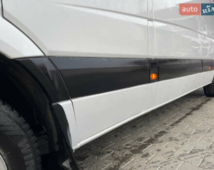 Белый Мерседес Sprinter, объемом двигателя 2.15 л и пробегом 582 тыс. км за 9300 $, фото 18 на Automoto.ua