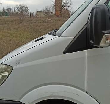 Белый Мерседес Sprinter, объемом двигателя 2.14 л и пробегом 216 тыс. км за 9300 $, фото 2 на Automoto.ua