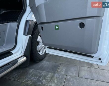 Белый Мерседес Sprinter, объемом двигателя 2.99 л и пробегом 350 тыс. км за 17500 $, фото 8 на Automoto.ua