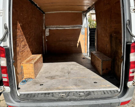 Белый Мерседес Sprinter, объемом двигателя 0 л и пробегом 620 тыс. км за 12500 $, фото 3 на Automoto.ua