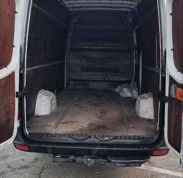 Білий Мерседес Sprinter, об'ємом двигуна 2.14 л та пробігом 327 тис. км за 17200 $, фото 14 на Automoto.ua