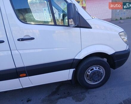 Білий Мерседес Sprinter, об'ємом двигуна 3.2 л та пробігом 437 тис. км за 19000 $, фото 12 на Automoto.ua