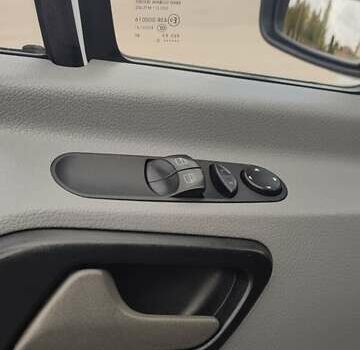 Мерседес Sprinter 2011 у Костополе на Automoto.ua Білий Мерседес Sprinter, об'ємом двигуна 3 л та пробігом 287 тис. км за 21600 $, фото 29 на Automoto.ua