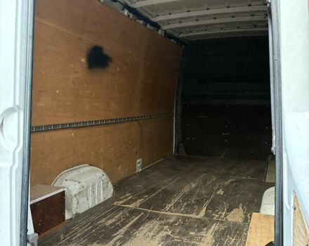 Белый Мерседес Sprinter, объемом двигателя 2.14 л и пробегом 427 тыс. км за 11500 $, фото 9 на Automoto.ua