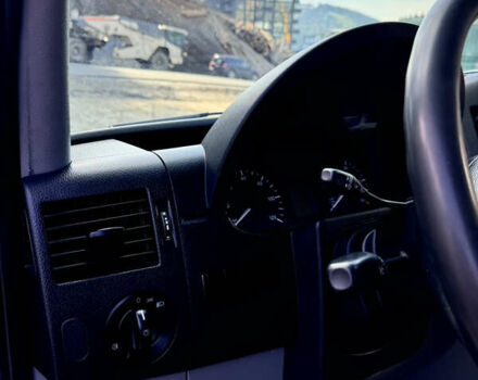 Белый Мерседес Sprinter, объемом двигателя 0 л и пробегом 620 тыс. км за 12500 $, фото 4 на Automoto.ua