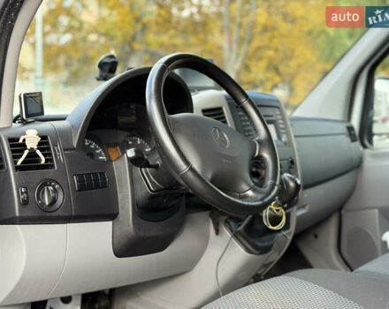 Мерседес Sprinter 2011 в Луцке на Automoto.ua Белый Мерседес Sprinter, объемом двигателя 2.69 л и пробегом 256 тыс. км за 18500 $, фото 11 на Automoto.ua