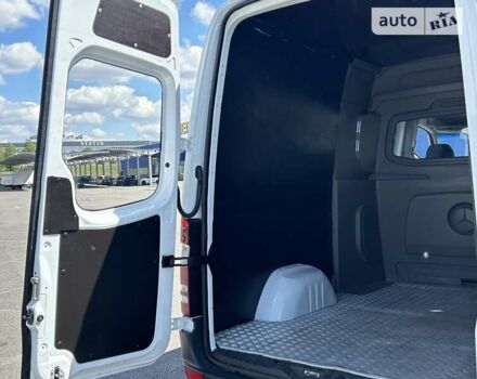 Білий Мерседес Sprinter, об'ємом двигуна 2.2 л та пробігом 273 тис. км за 14800 $, фото 33 на Automoto.ua